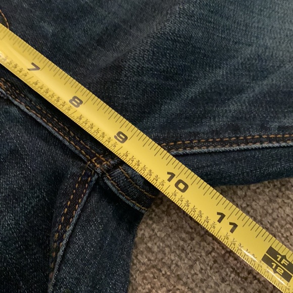 Unpublished Jeans - Picture 10 of 11